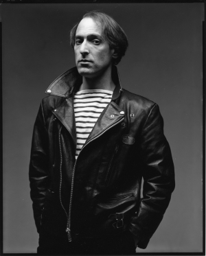 Timothy Greenfield-Sanders  -  David Salle，1991年，黑白照片